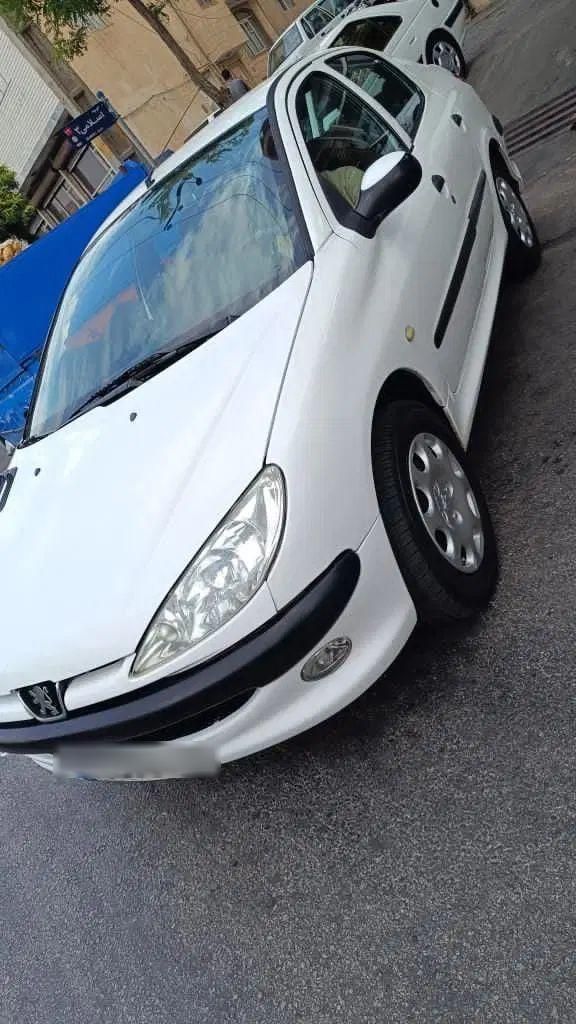 پژو ۲۰۶ صندوق دار v8 - 1394