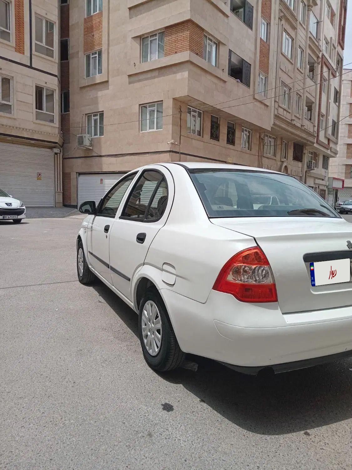 تیبا صندوق دار SX - 1398
