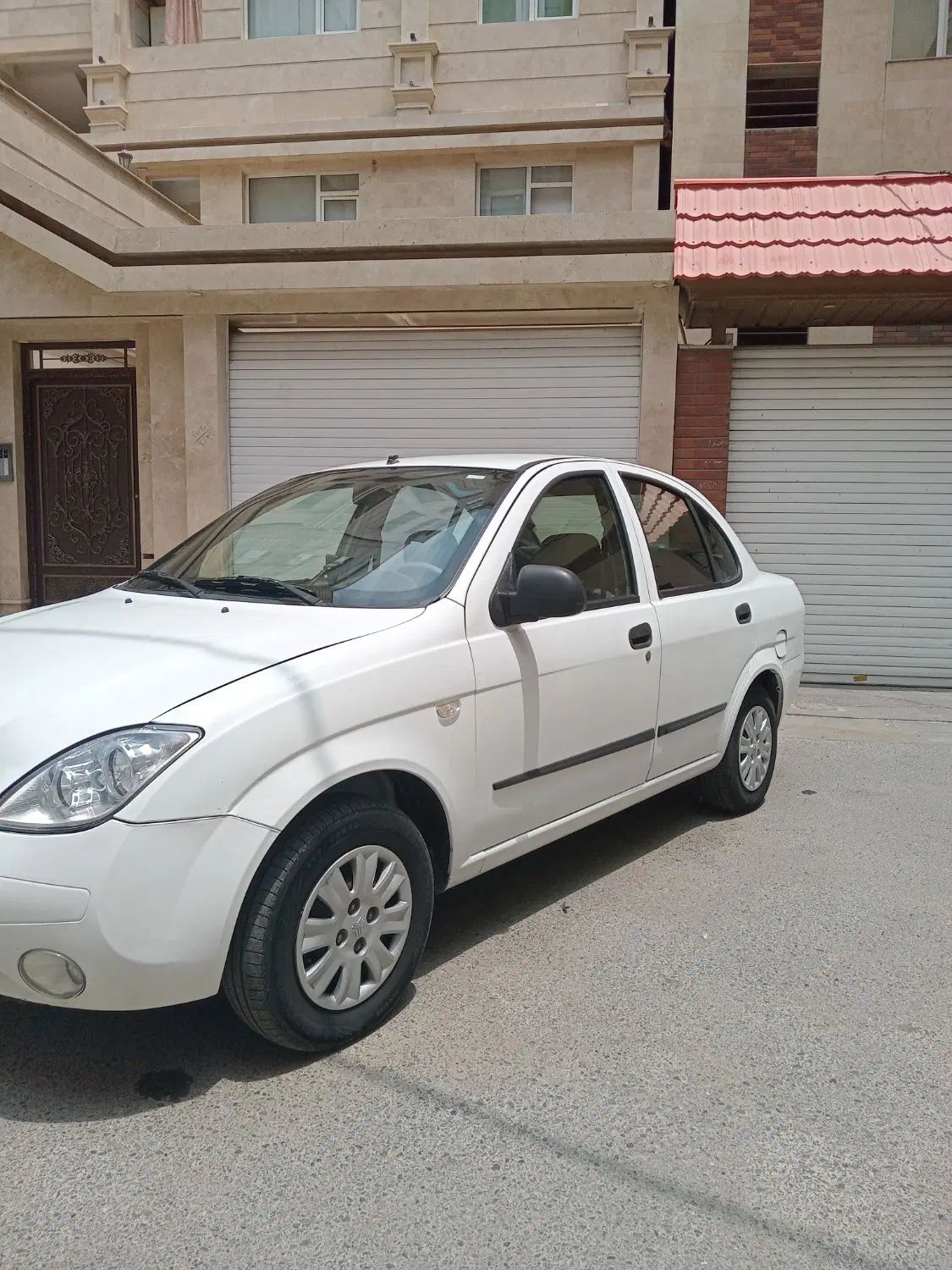 تیبا صندوق دار SX - 1398
