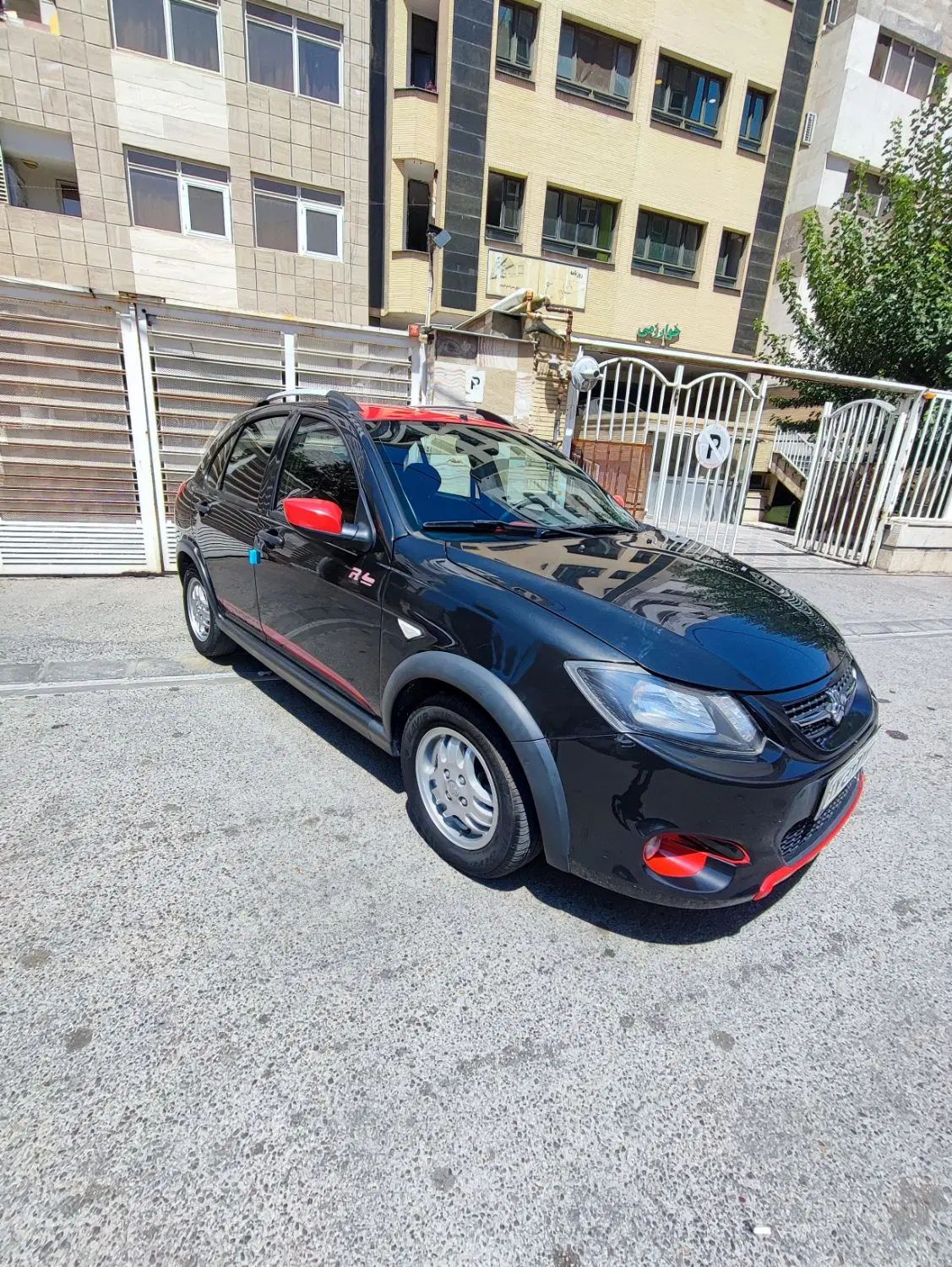 خودرو کوییک، R آگهی ann_19856775