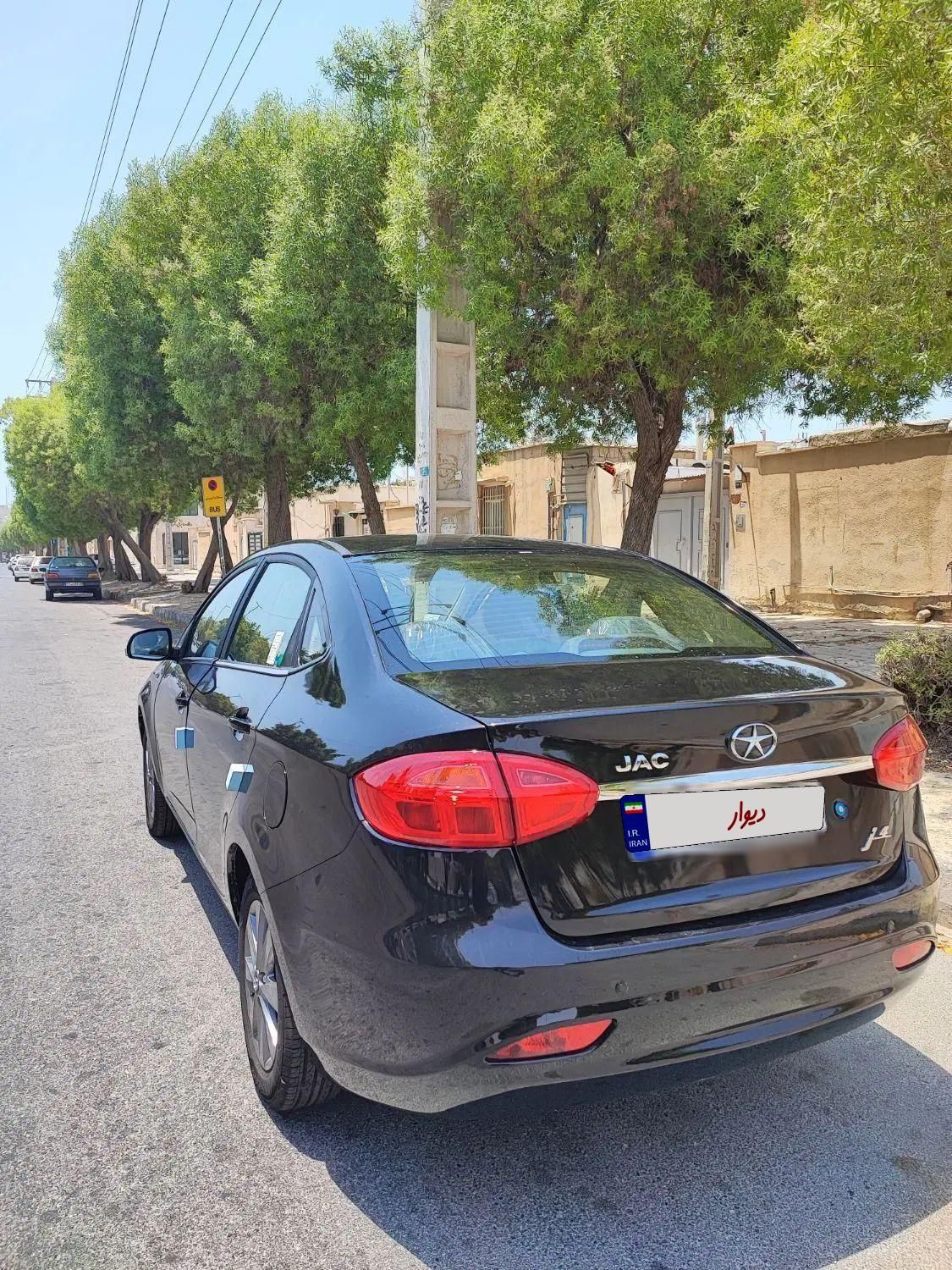 جک J4 اتوماتیک ساده - 1404