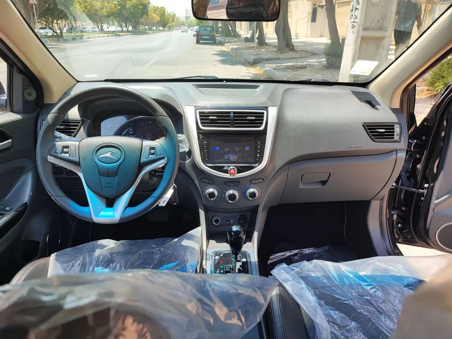 جک J4 اتوماتیک ساده - 1404
