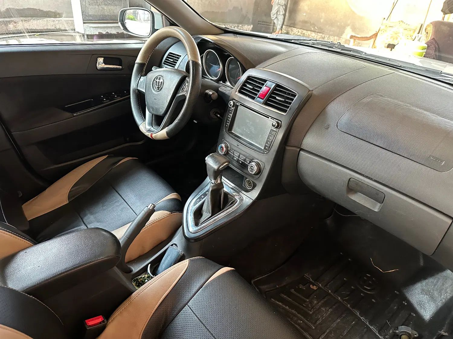 برلیانس H320 اتوماتیک 1650 - 1397