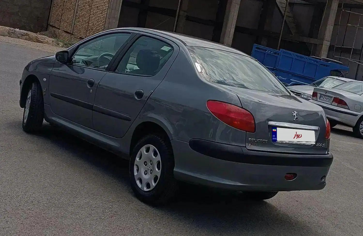پژو ۲۰۶ صندوق دار v20 - 1388