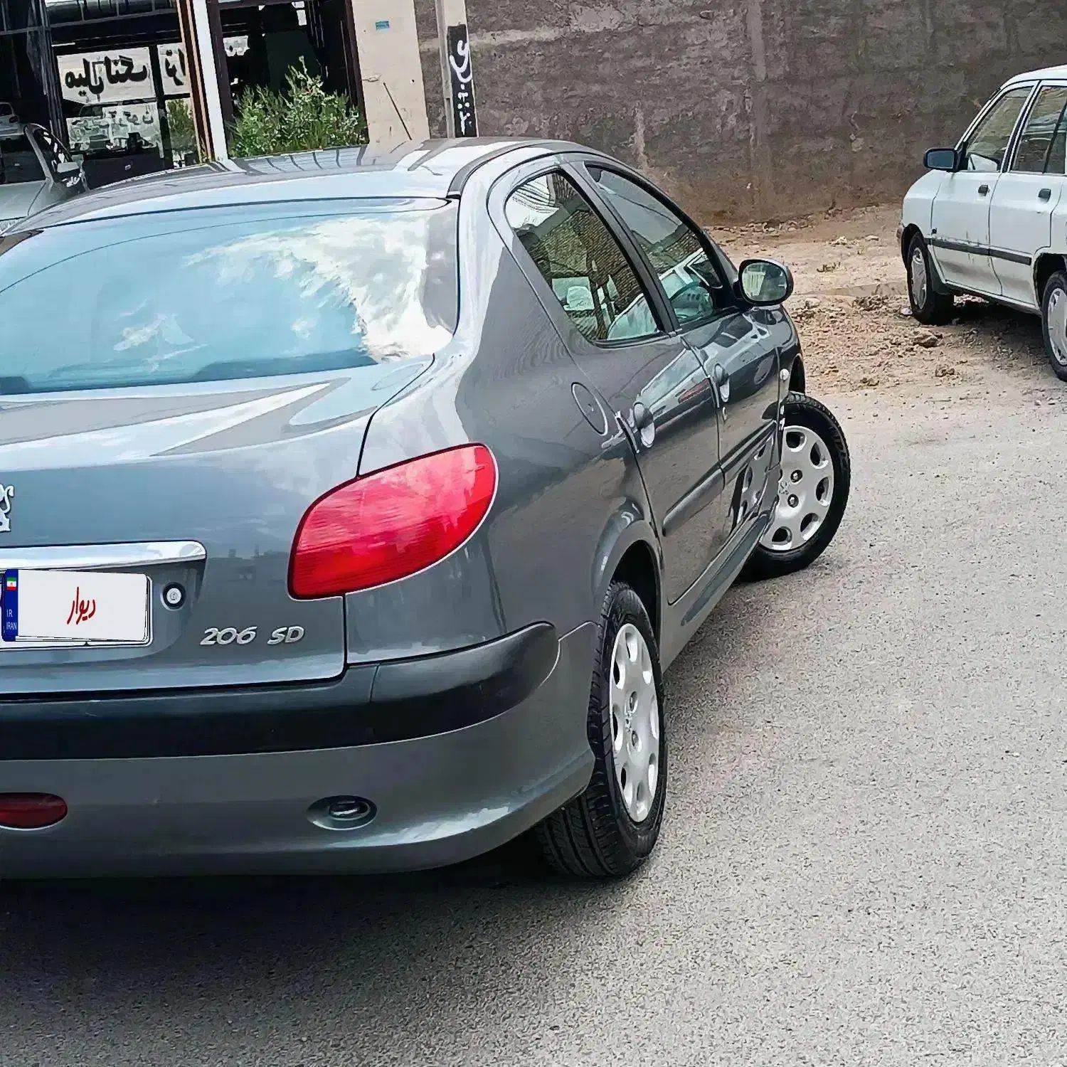 پژو ۲۰۶ صندوق دار v20 - 1388