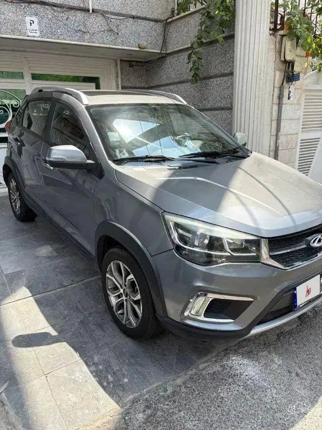 ام وی ام X22 دنده‌ای لاکچری - 1396