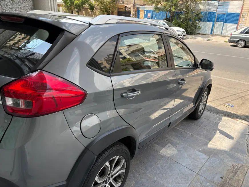 ام وی ام X22 دنده‌ای لاکچری - 1396