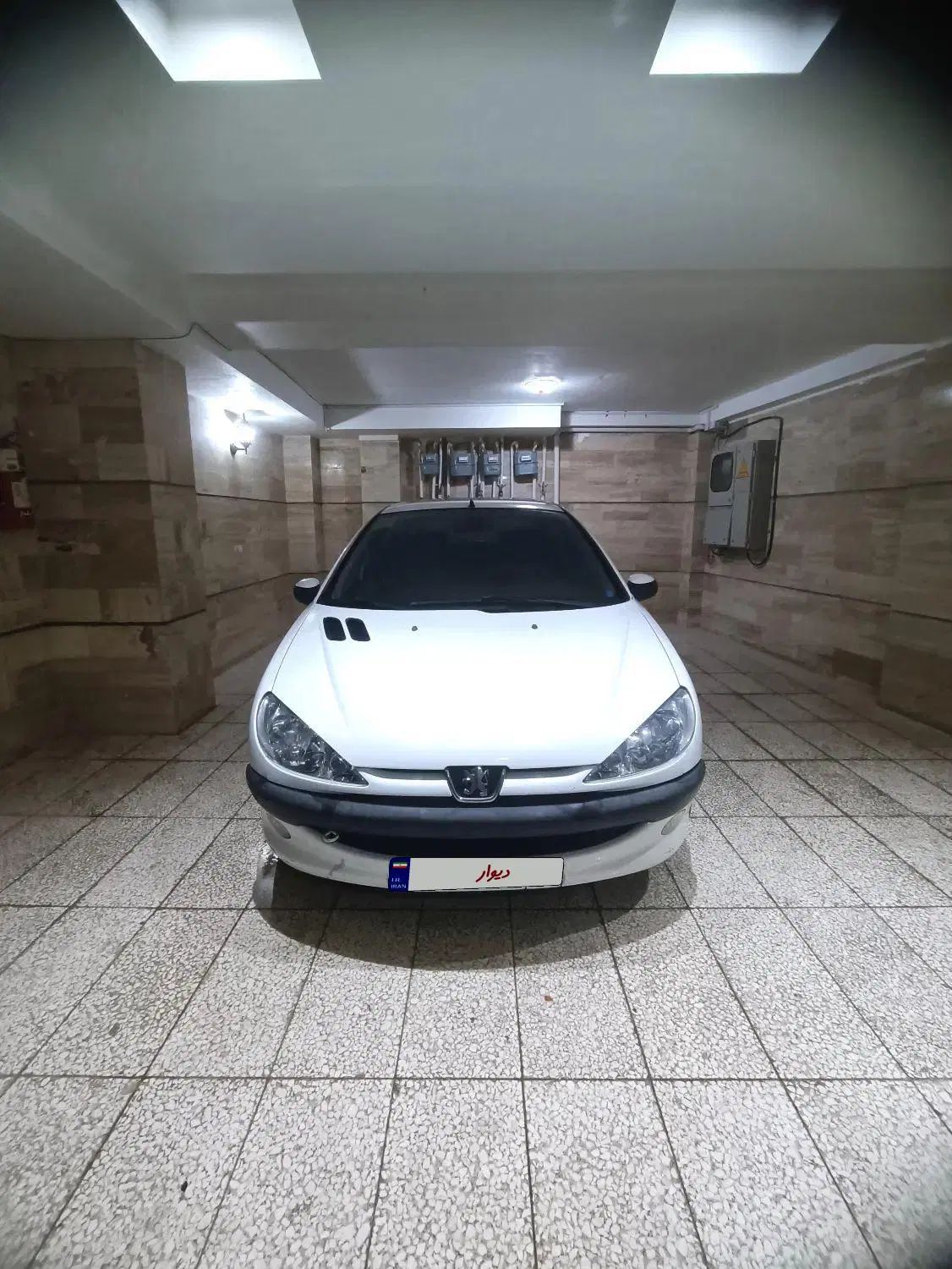 پژو ۲۰۶ صندوق دار v8 - 1397