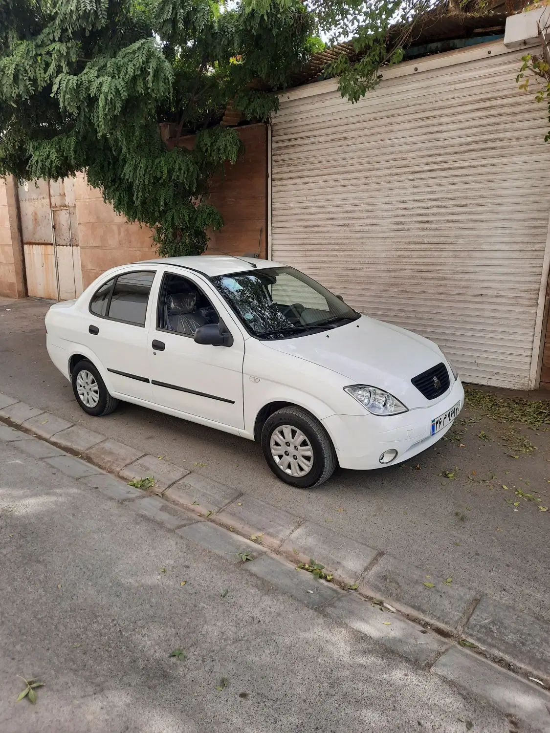 تیبا صندوق دار SX - 1401