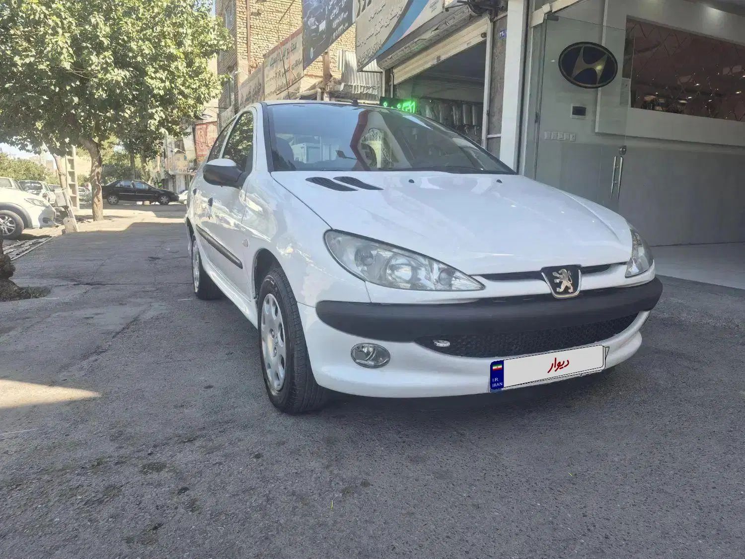 پژو ۲۰۶ صندوق دار v8 - 1390