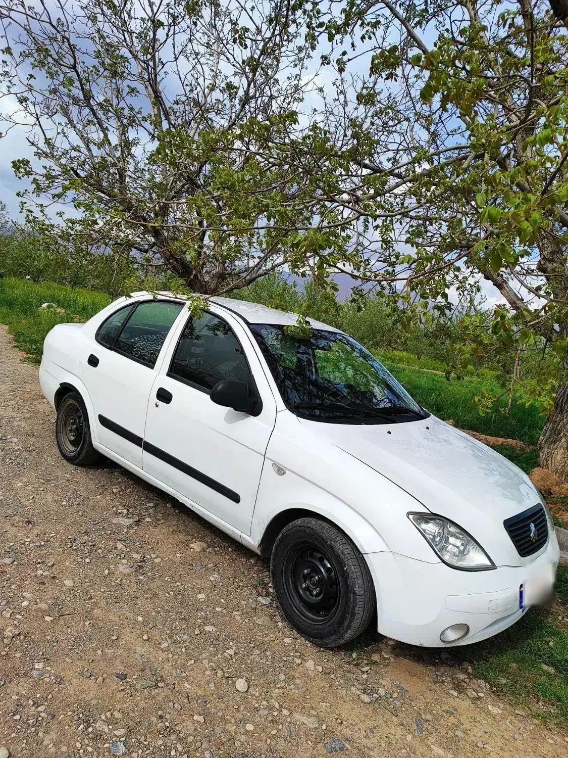 تیبا صندوق دار SX - 1393