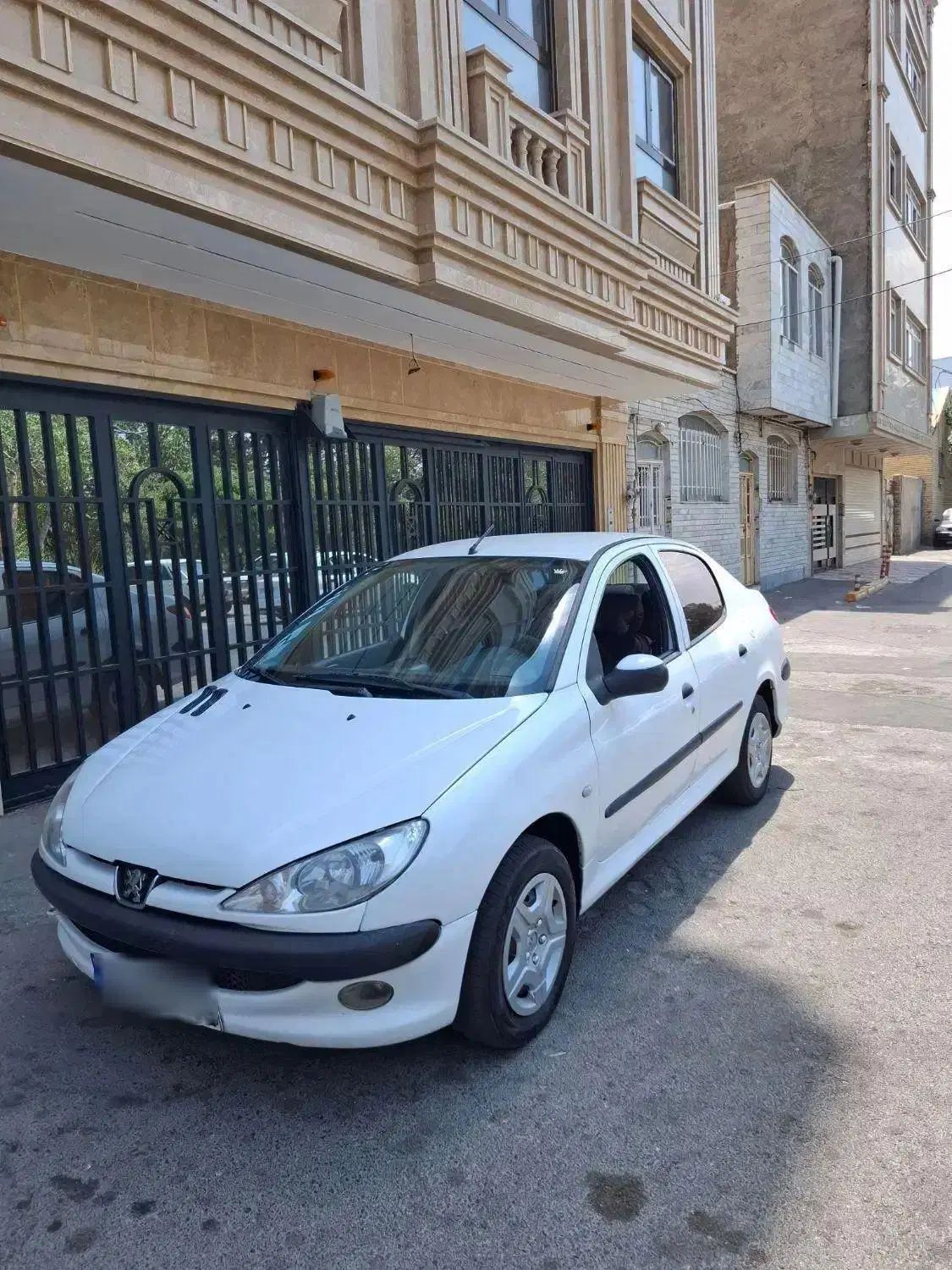 پژو ۲۰۶ صندوق دار v2 - 1390