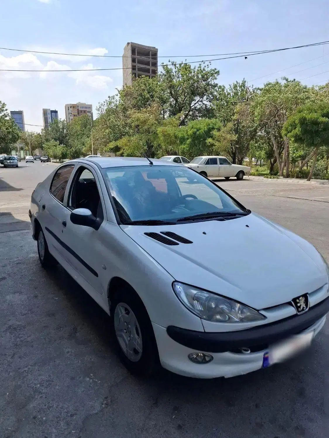 پژو ۲۰۶ صندوق دار v2 - 1390