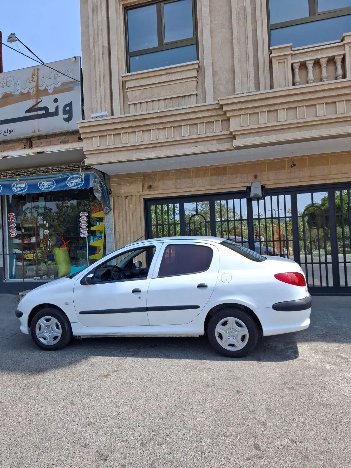 پژو ۲۰۶ صندوق دار v2 - 1390