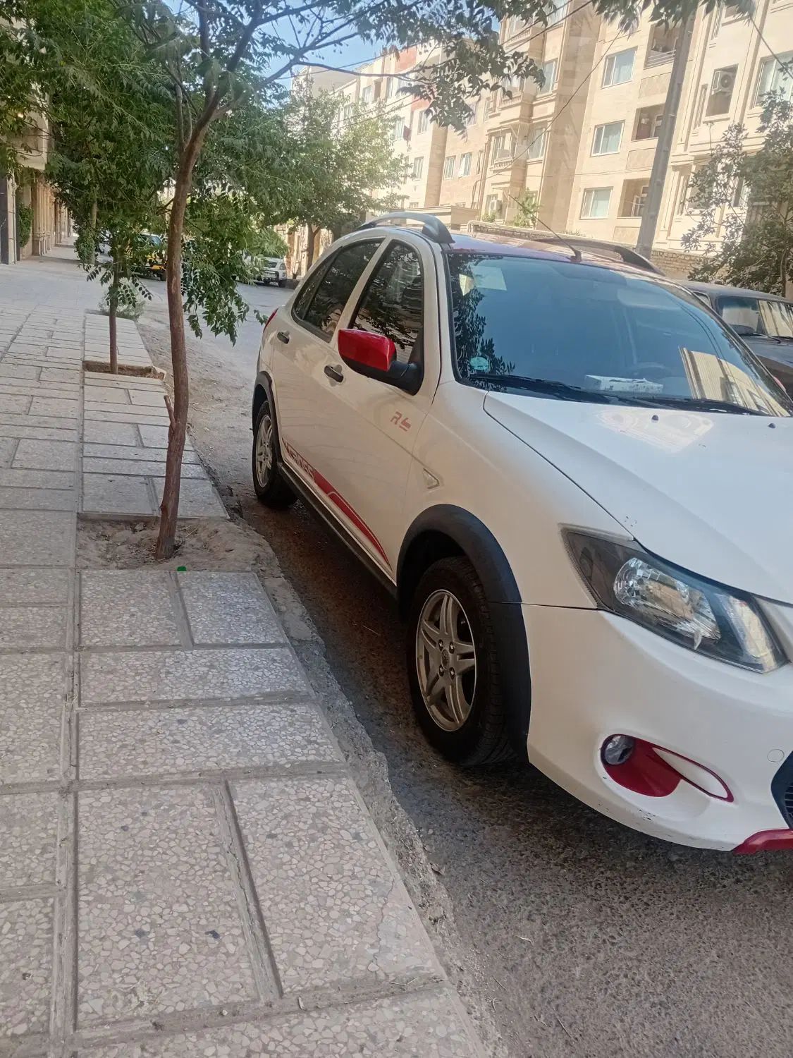 خودرو کوییک، R آگهی ann_19858859