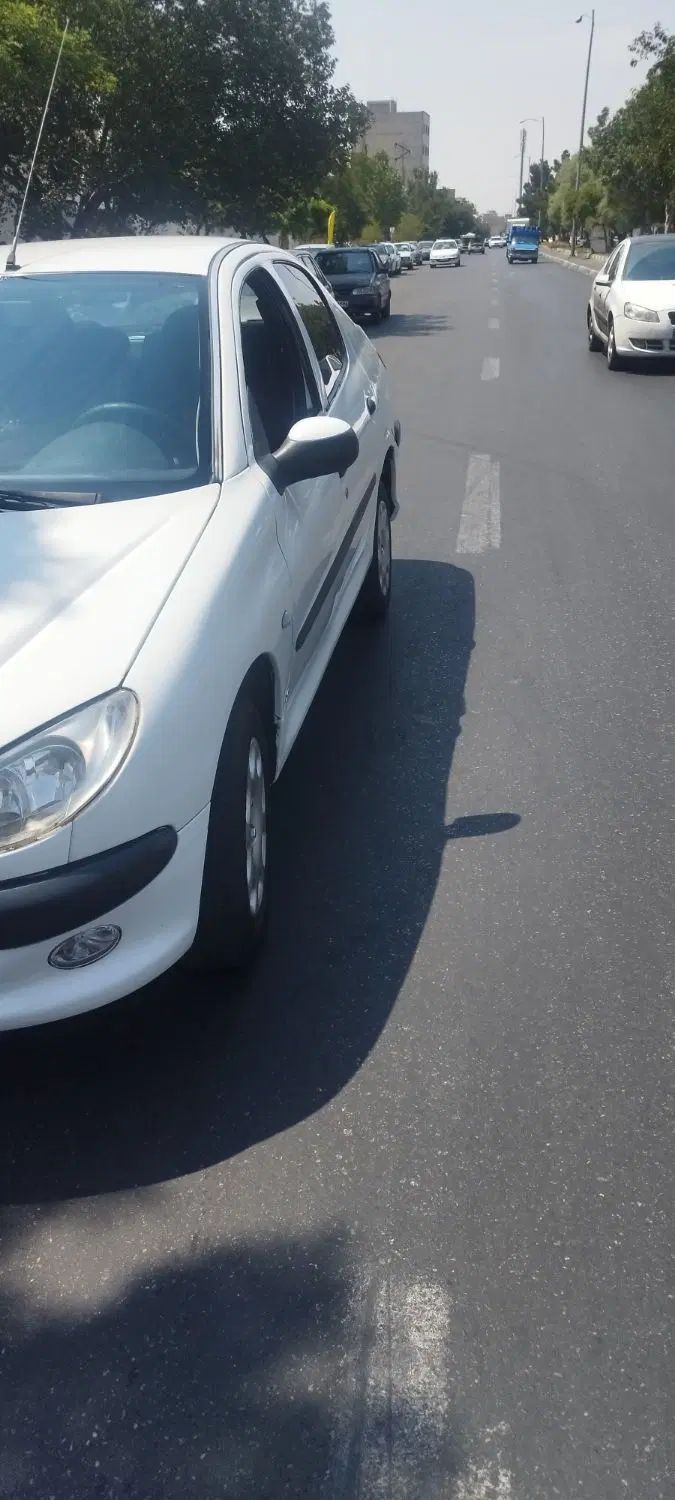 پژو ۲۰۶ صندوق دار v8 - 1389