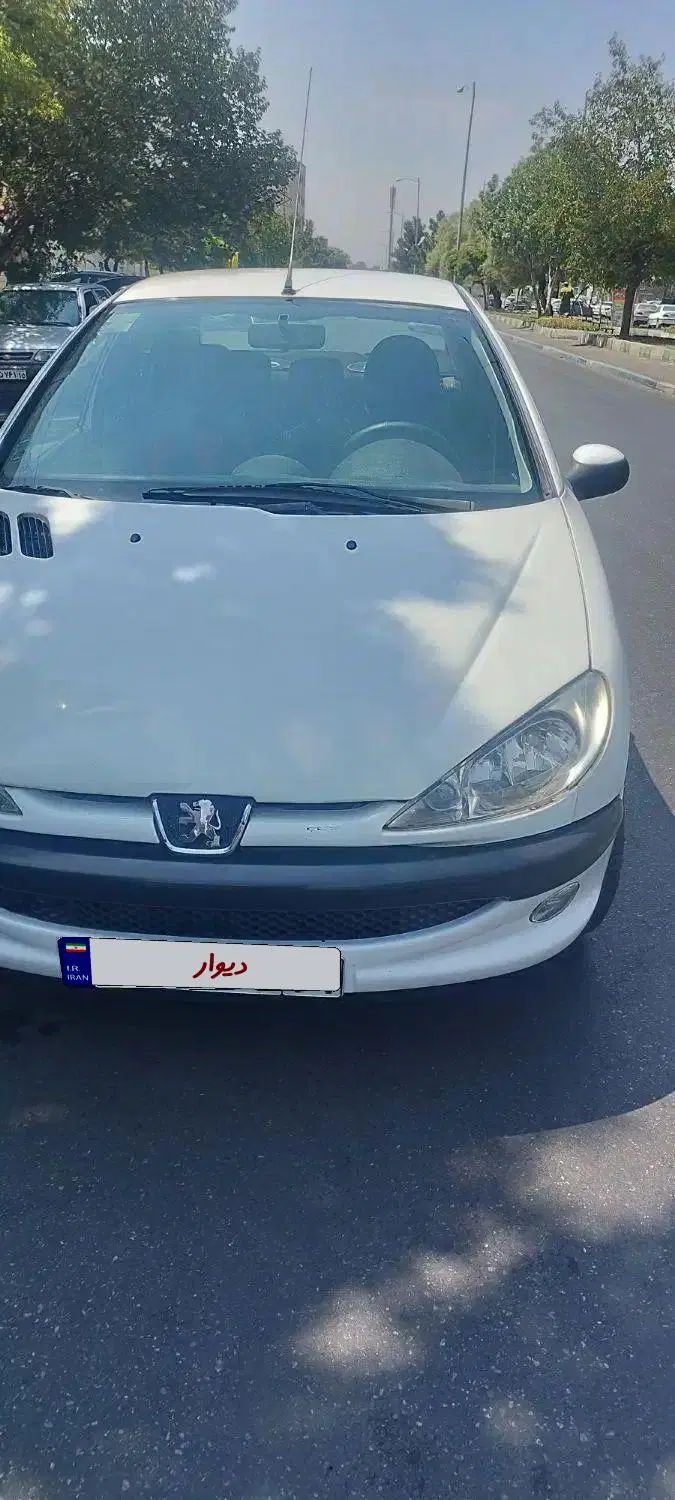 پژو ۲۰۶ صندوق دار v8 - 1389