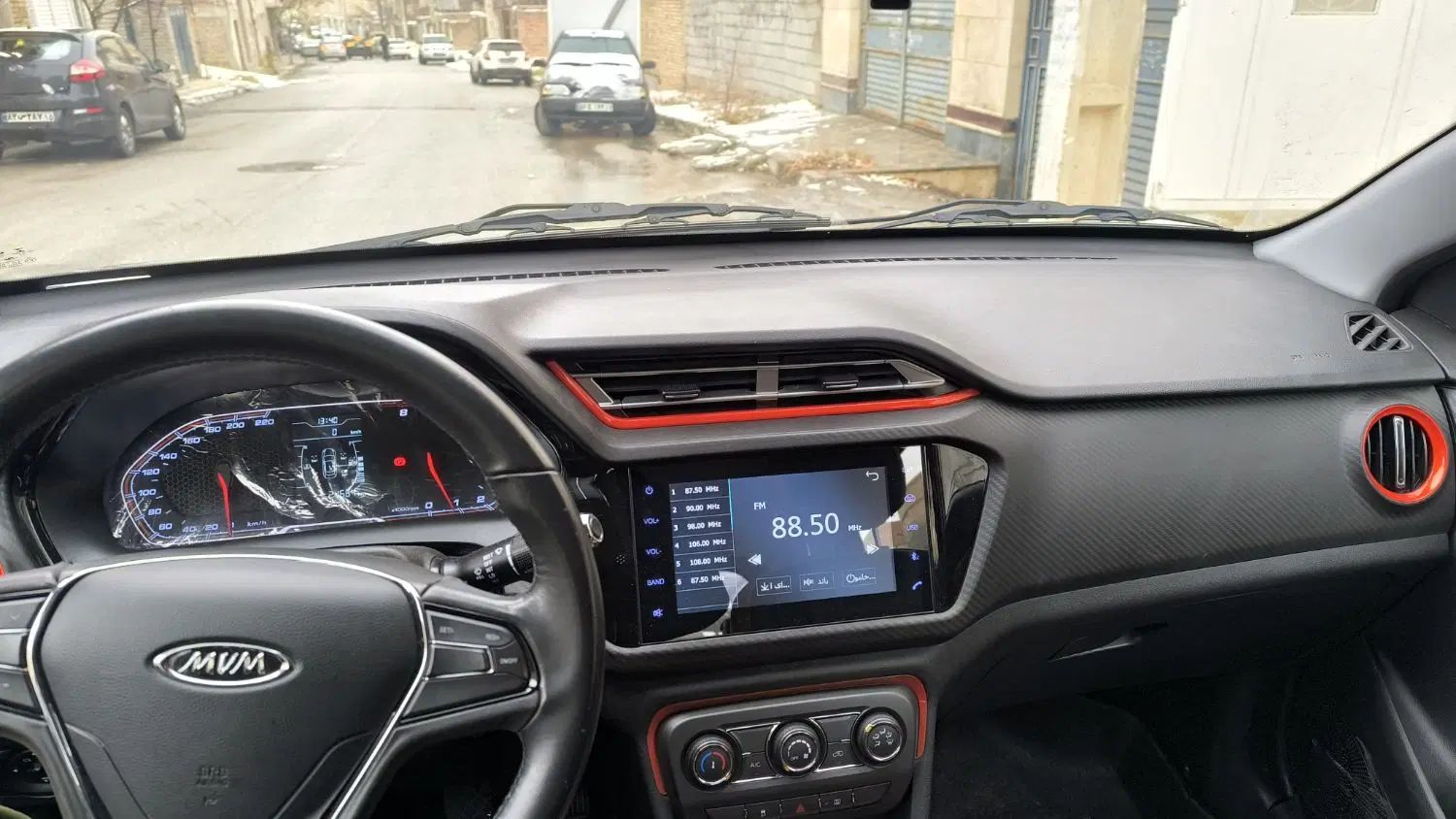 ام وی ام X22 دنده ای اسپرت لاکچری - 1400