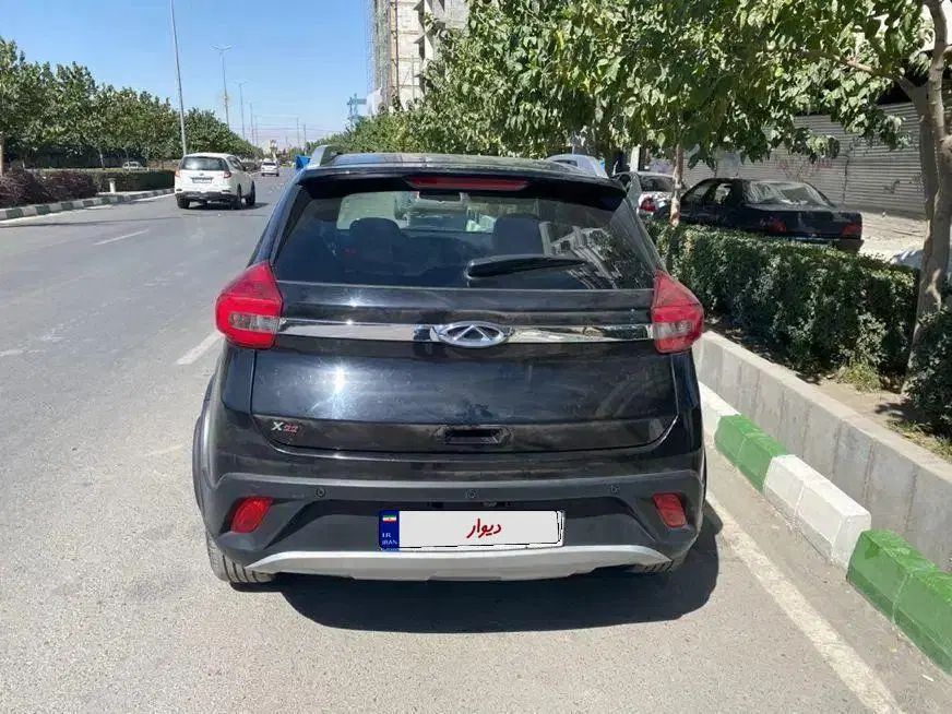 ام وی ام X22 دنده‌ای لاکچری - 1398