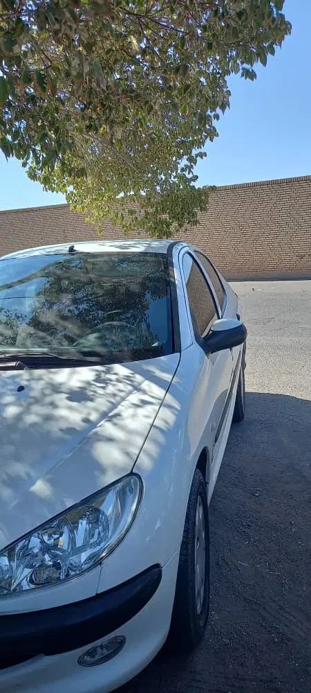 پژو ۲۰۶ صندوق دار v8 - 1396