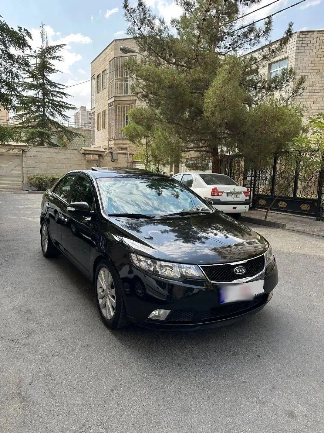کیا سراتو 2.0 لیتر اتوماتیک GT لاین - 2011