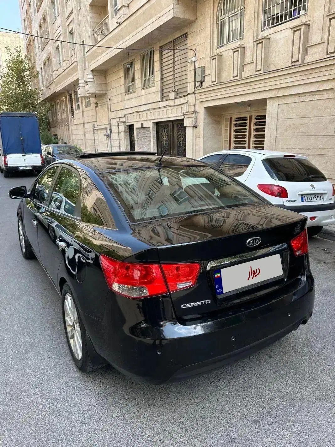 کیا سراتو 2.0 لیتر اتوماتیک GT لاین - 2011