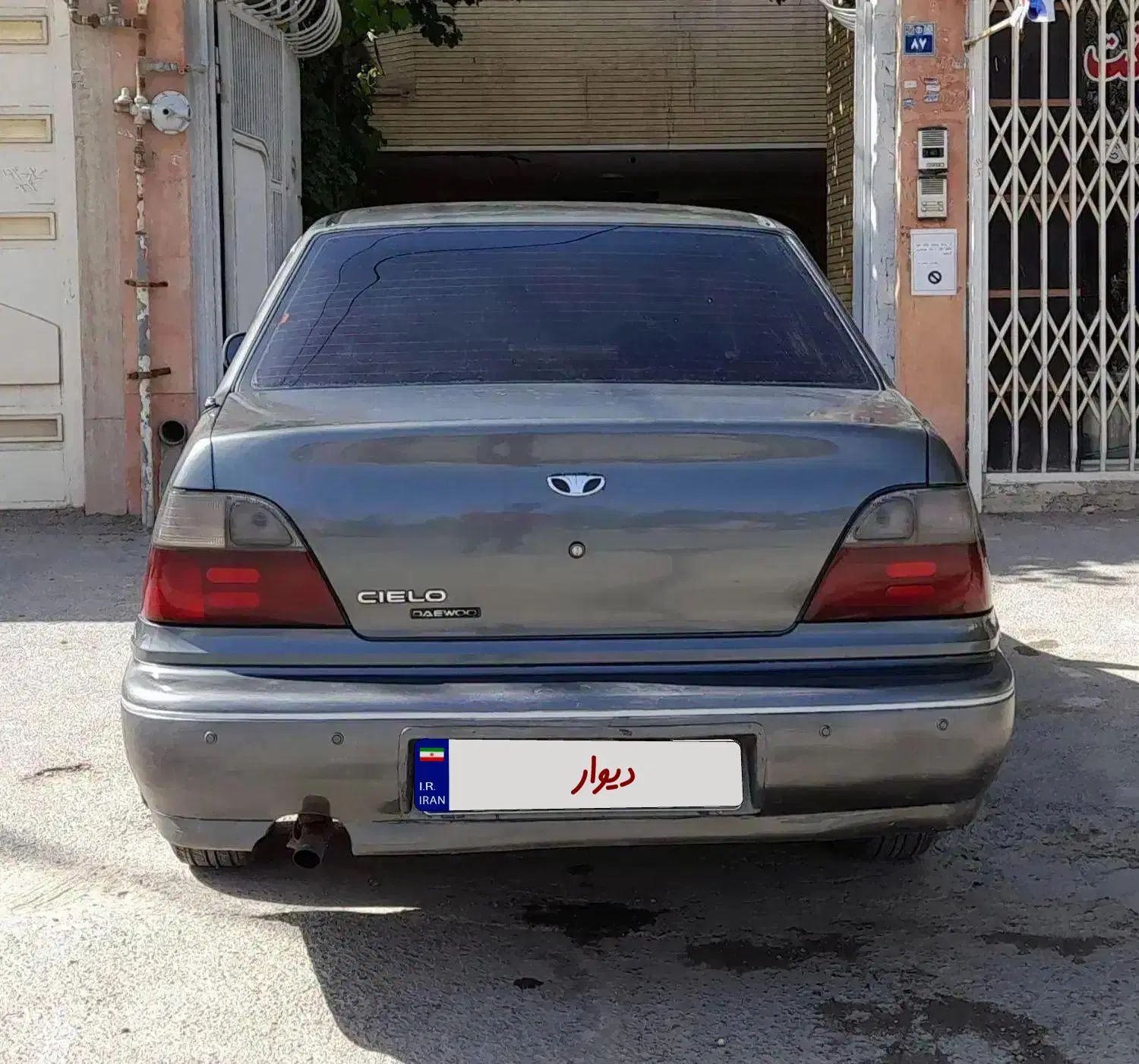 دوو سیلو سدان - 1379