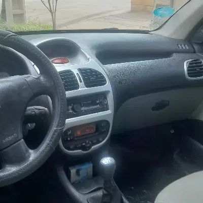 پژو ۲۰۶ صندوق دار v8 - 1390