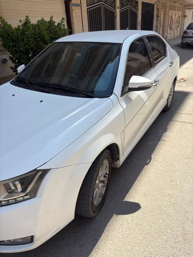 خودرو دنا، پلاس آگهی ann_19860221