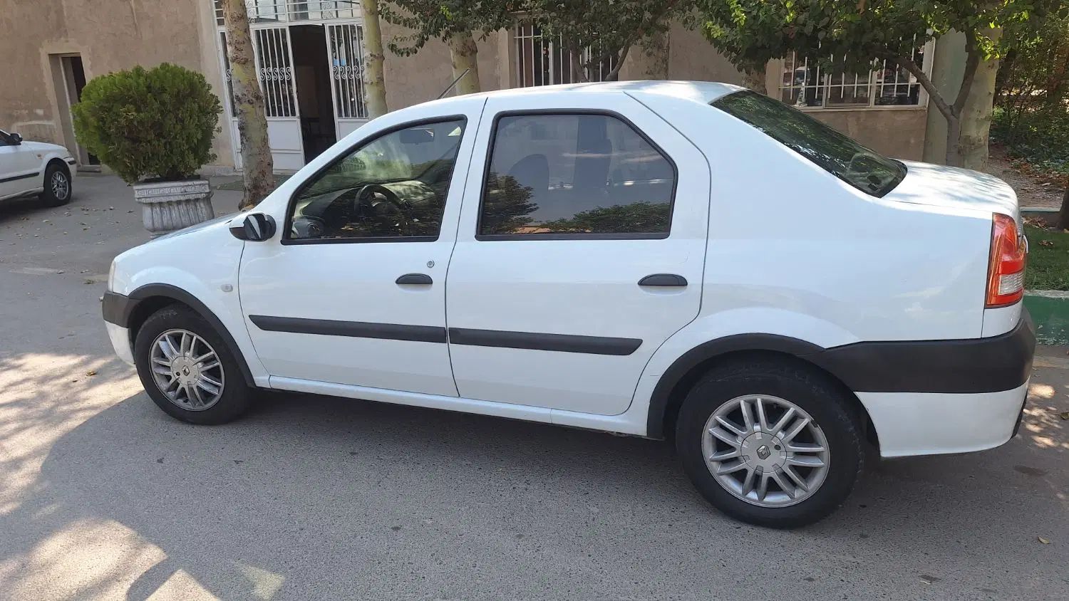 رنو تندر 90 E2 - 1396