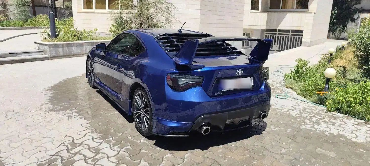 تویوتا GT 86 اتومات آپشنال - 2013