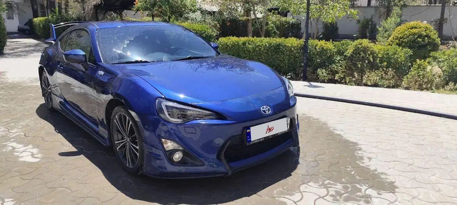 تویوتا GT 86 اتومات آپشنال - 2013