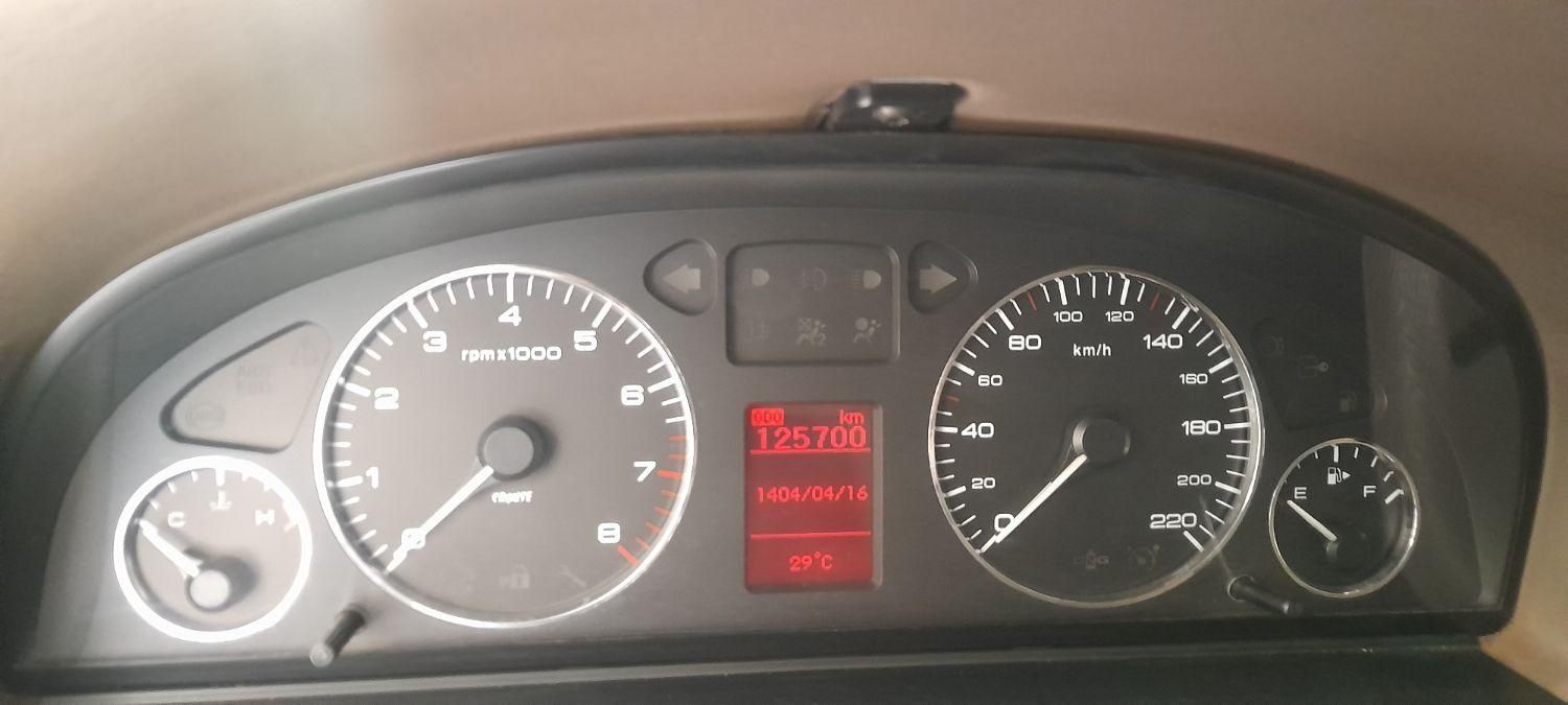 سمند LX XU7 - 1395