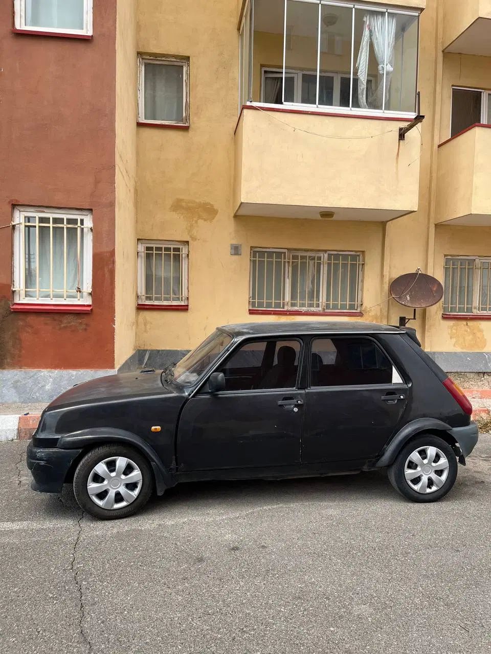 خودرو رنو، پی کی آگهی ann_19860556