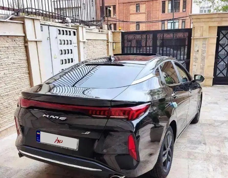 خودرو کی ام سی، J7 آگهی ann_19861128
