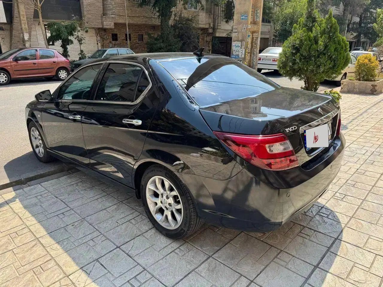 دنا پلاس توربو اتوماتیک - 1401