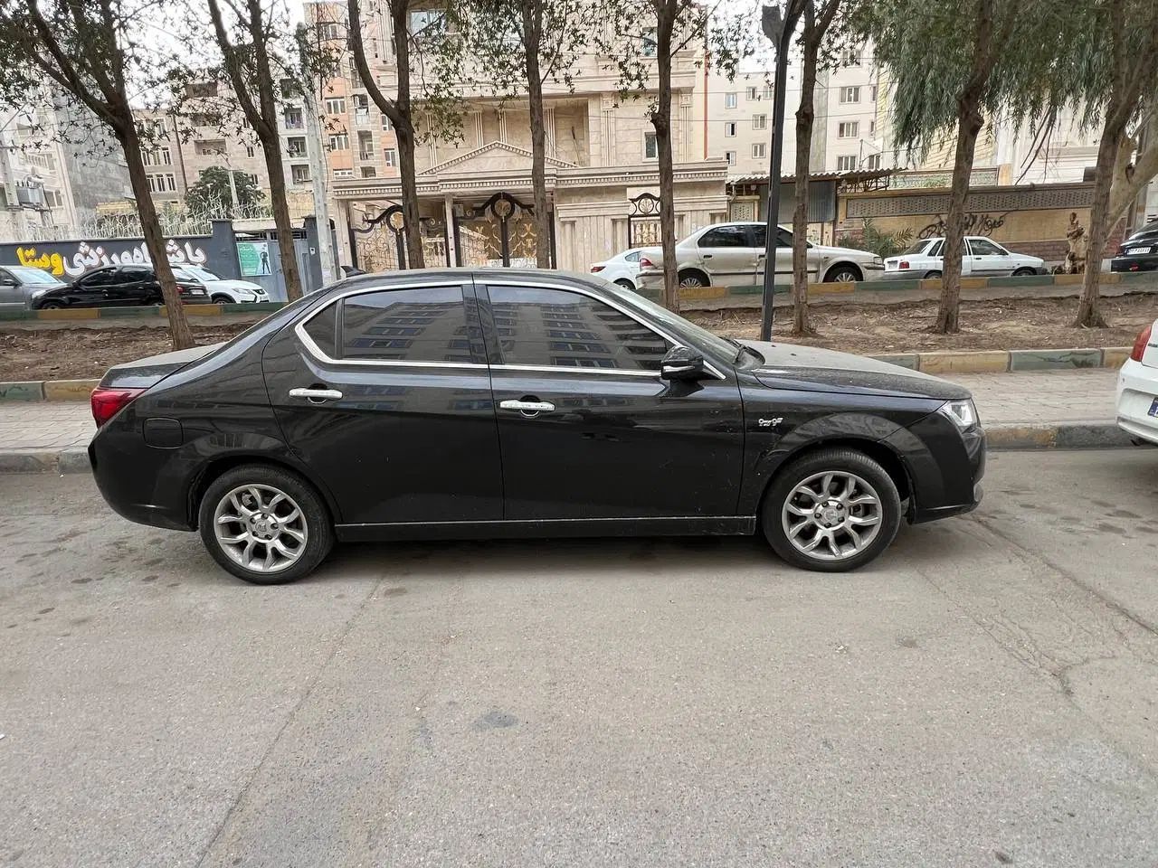دنا پلاس توربو اتوماتیک - 1401