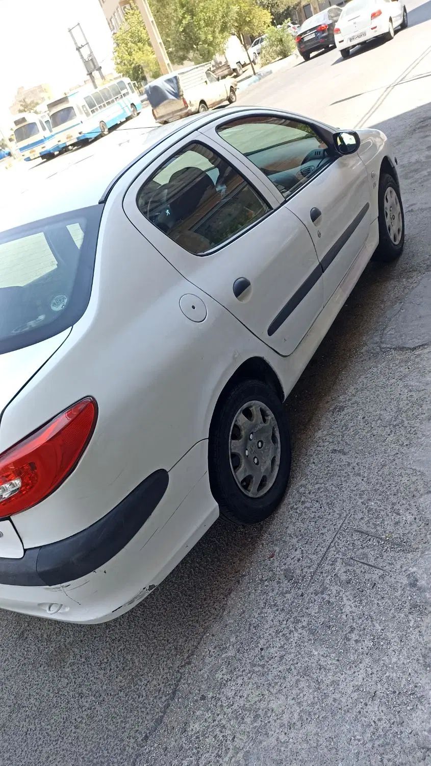 پژو ۲۰۶ صندوق دار v20 - 1390
