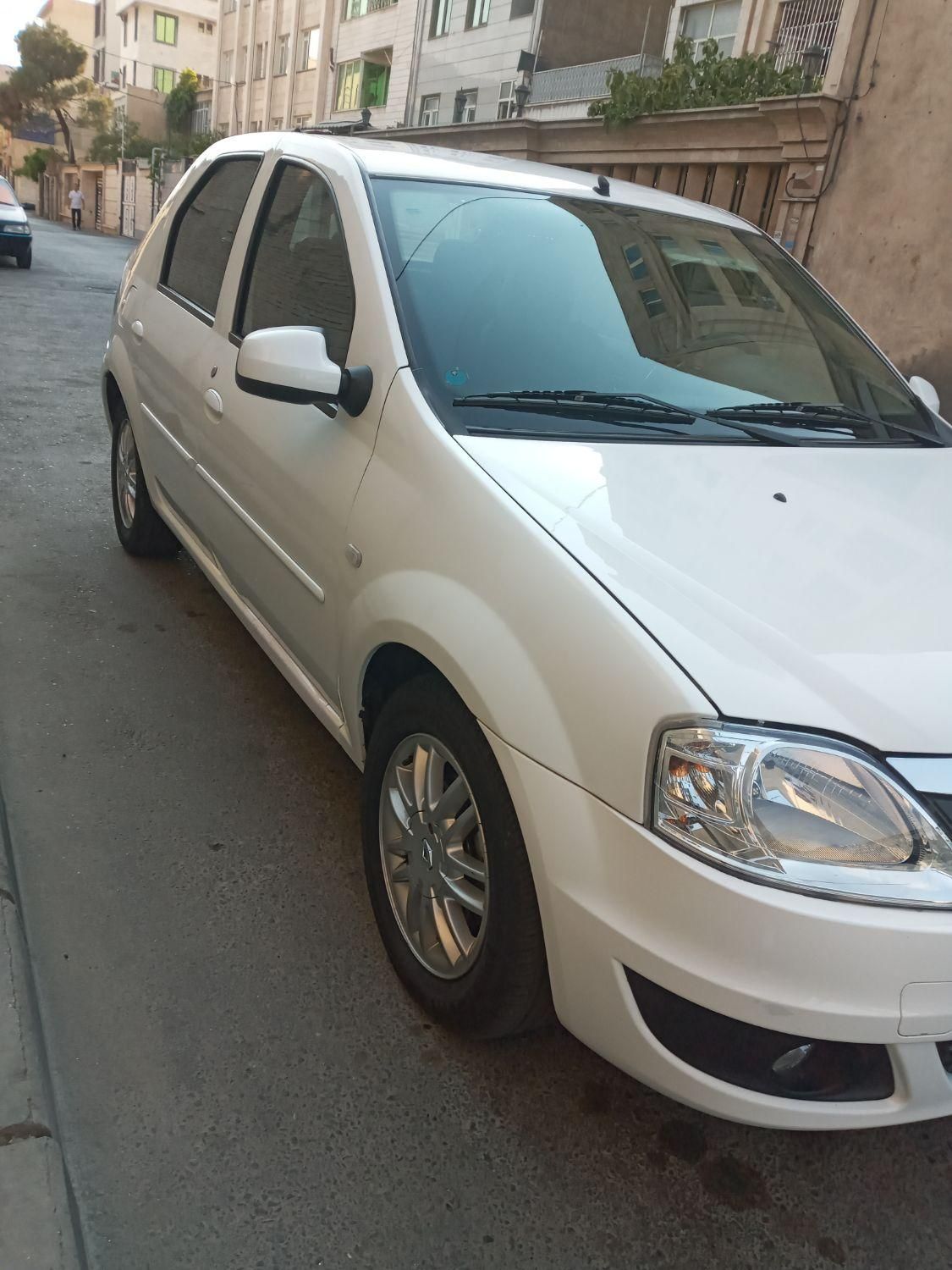رنو تندر 90 پلاس اتوماتیک - 1397
