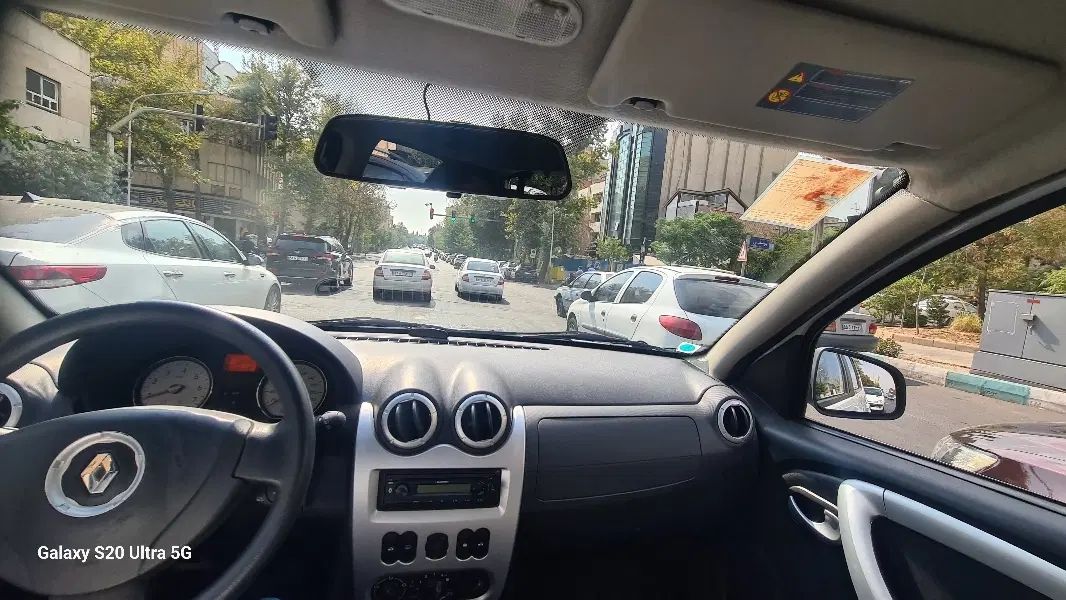 رنو ساندرو اتوماتیک - 1395