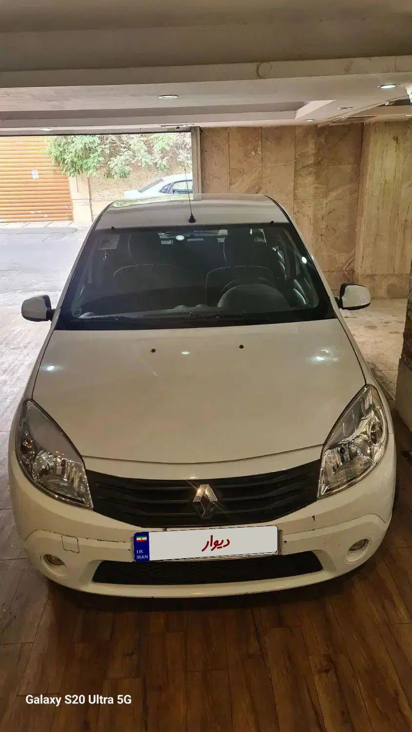 رنو ساندرو اتوماتیک - 1395