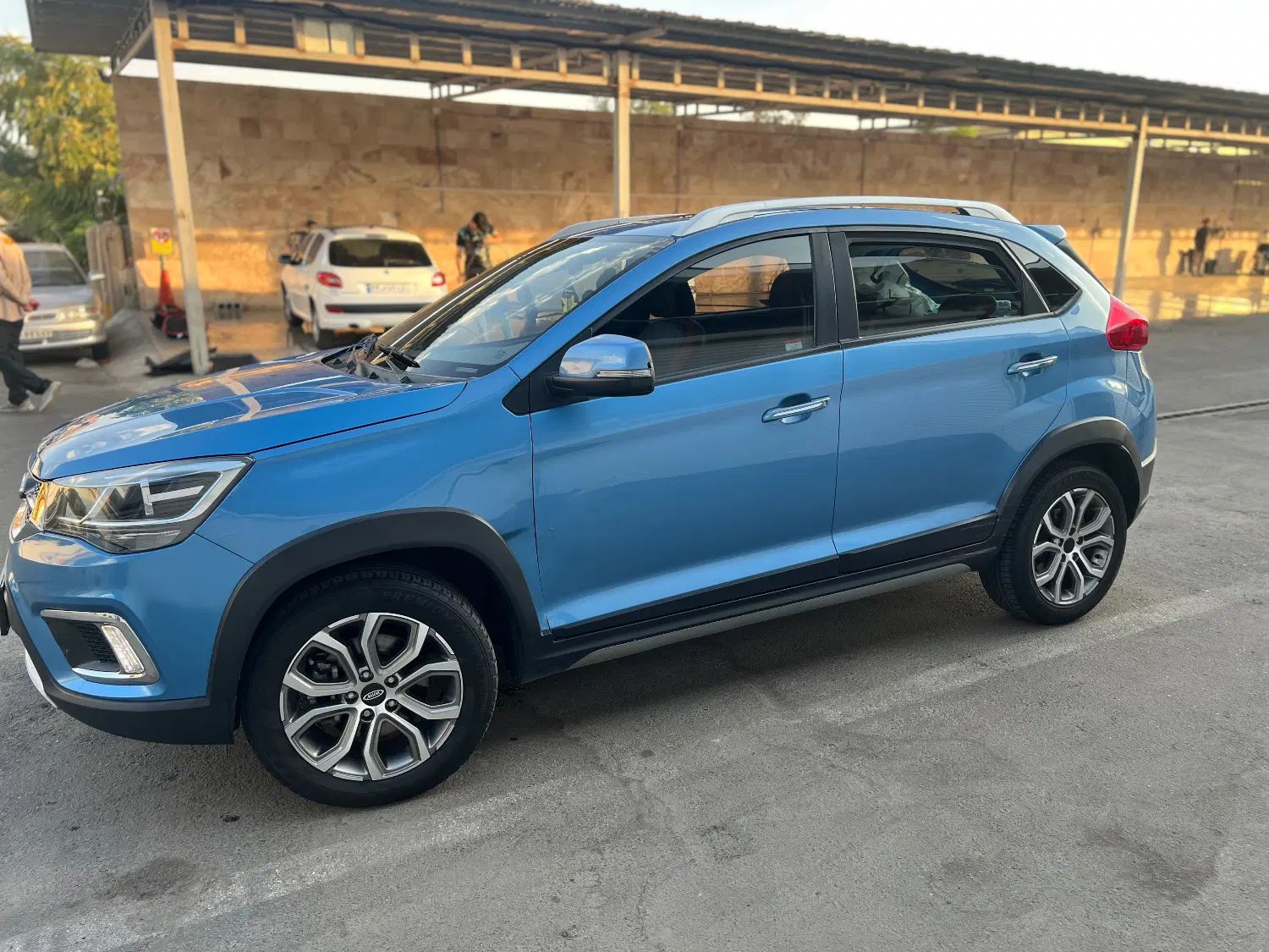 ام وی ام X22 اتوماتیک اسپرت - 1396