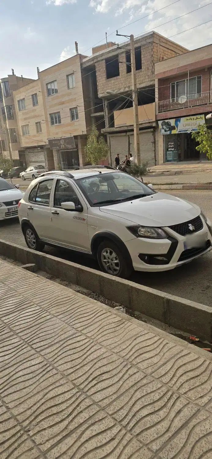 خودرو کوییک، معمولی آگهی ann_19862844