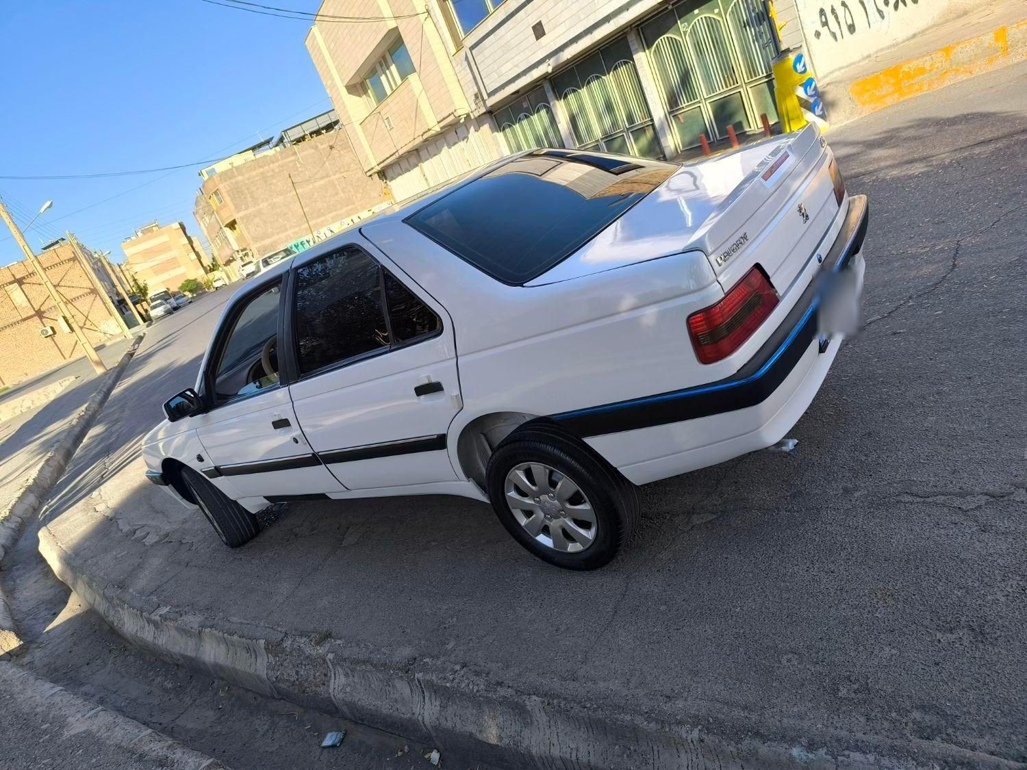 پژو 405 SLX بنزینی TU5 - 1391