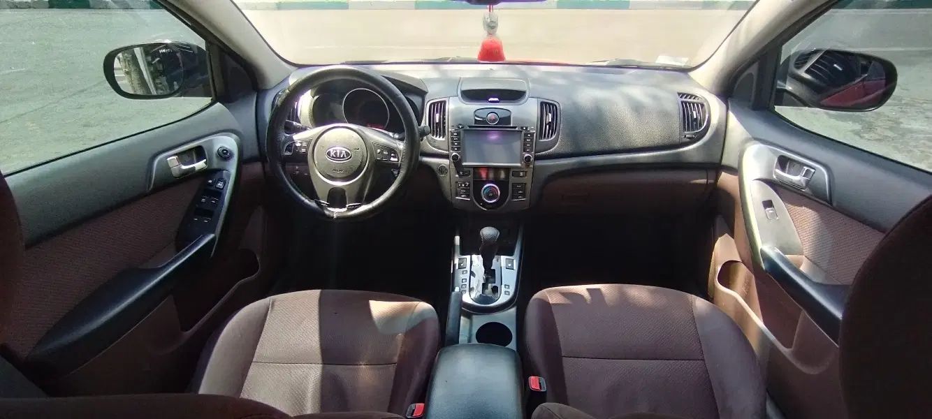 کیا سراتو 2.0 لیتر اتوماتیک GT لاین - 2010