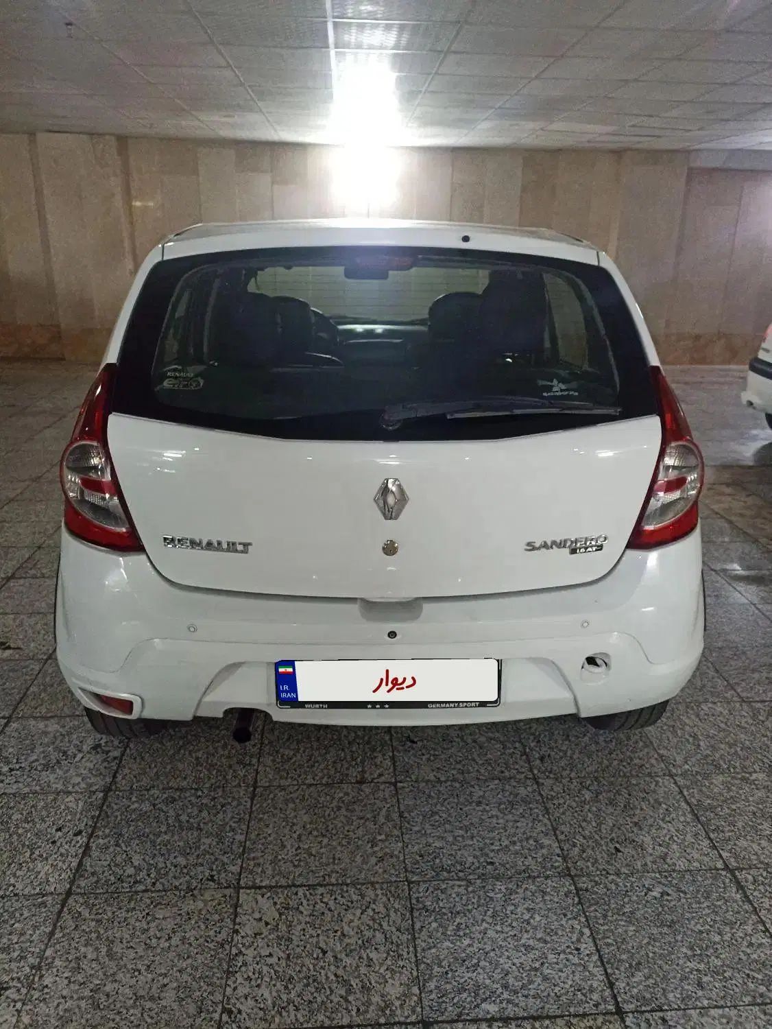 رنو ساندرو اتوماتیک - 1395