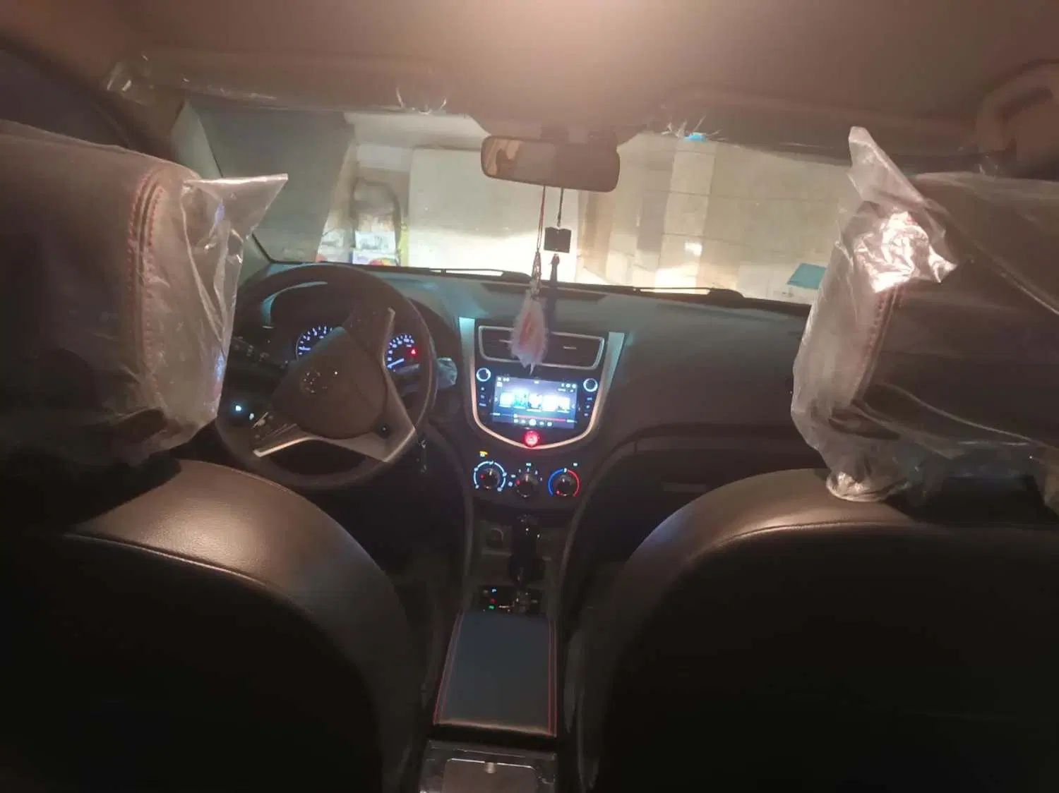 جک J4 اتوماتیک ساده - 1402