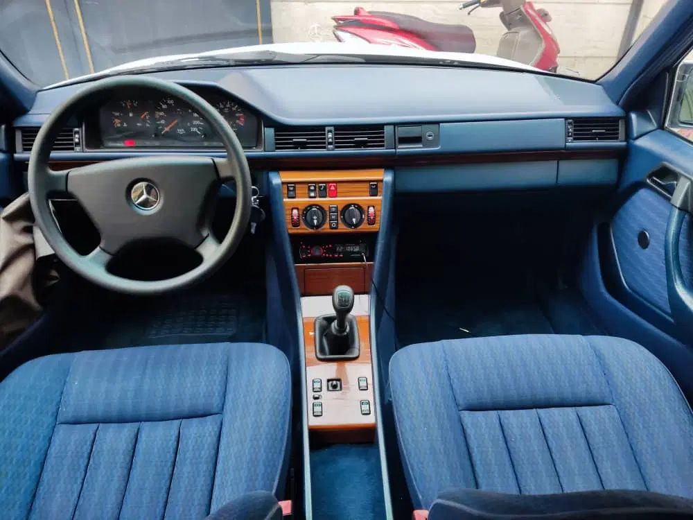 بنز E 230 - 1992