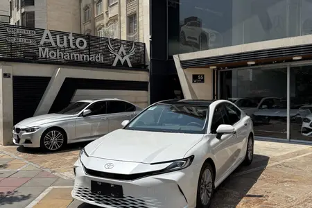 تویوتا کمری GLX - 2025