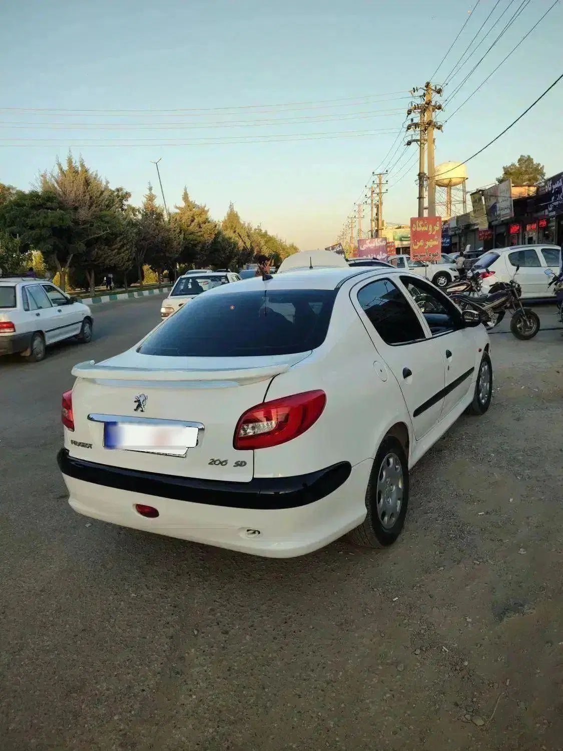 پژو ۲۰۶ صندوق دار v20 - 1386